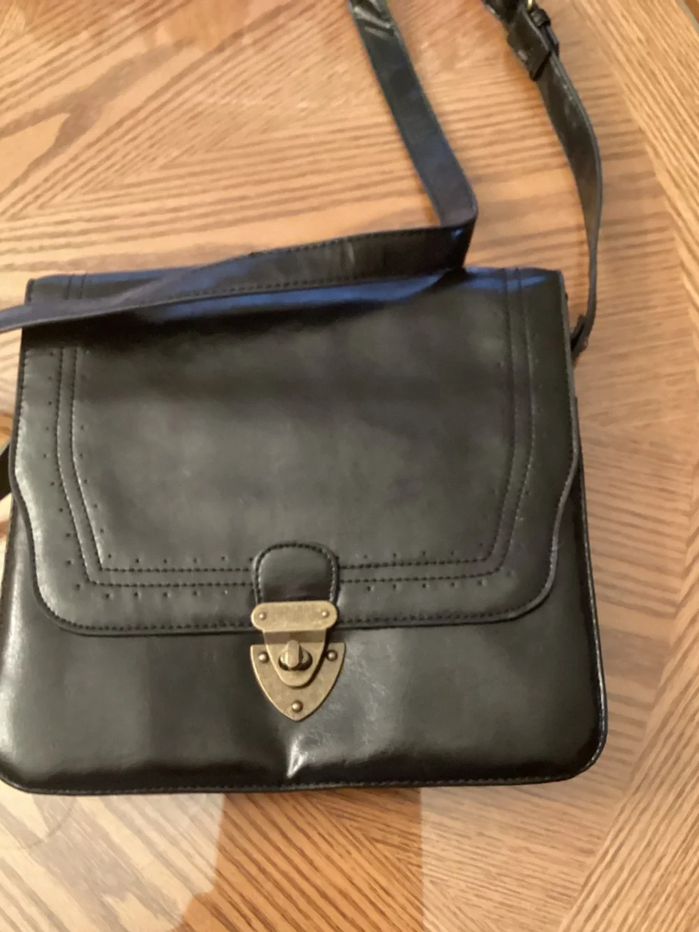 Steve Madden Black Leather Messenger Bag with Brass Lock